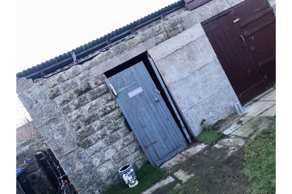 Property photo 2 of 2 Garden Store