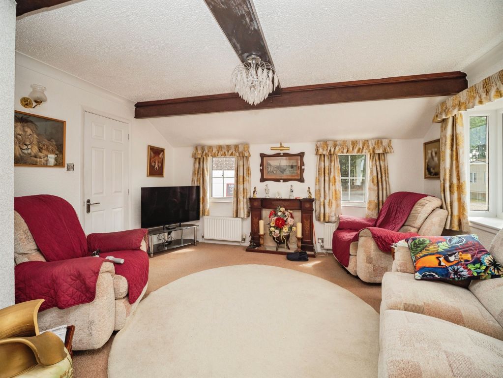 Property photo 3 of 20