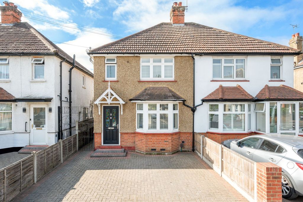 Property photo 1 of 11