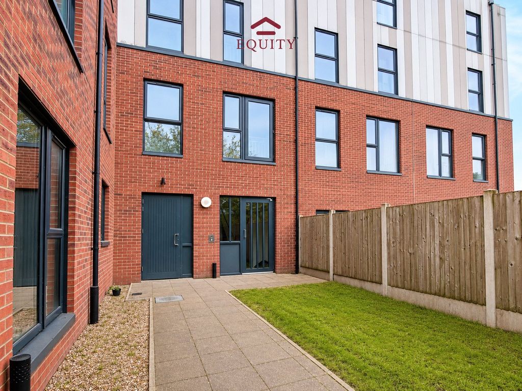 Property photo 3 of 16 Picture No. 21
