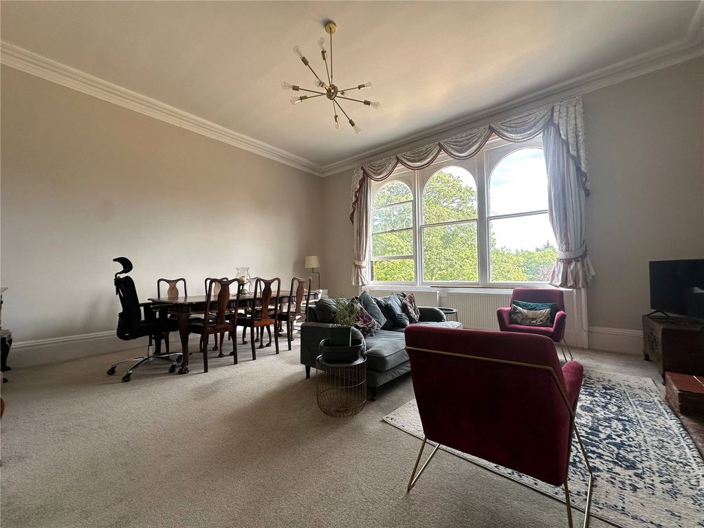 Property photo 2 of 8 Picture No. 05