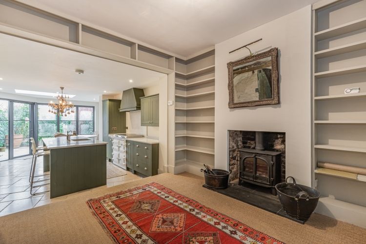 Property photo 3 of 9 310233