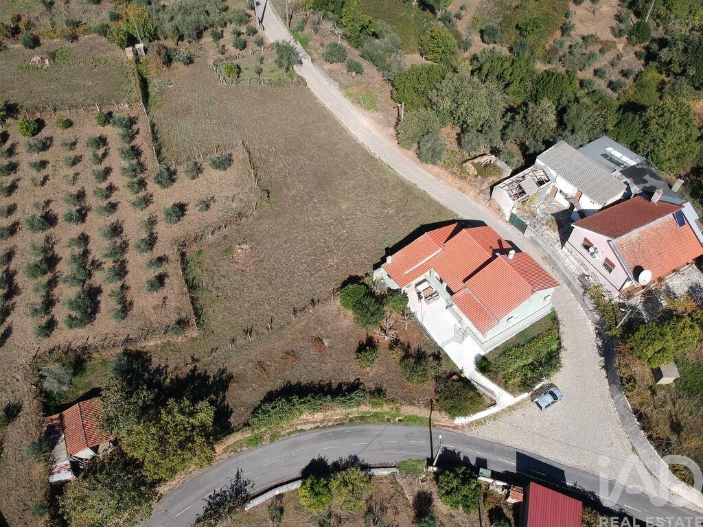 Property photo 2 of 29