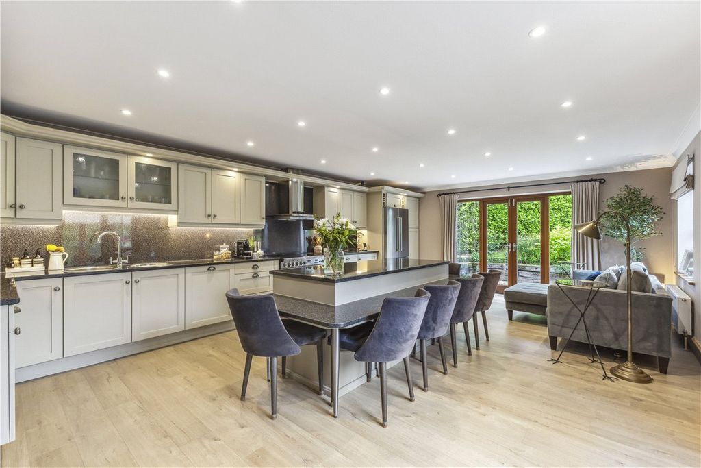 Property photo 2 of 23 Kitchen