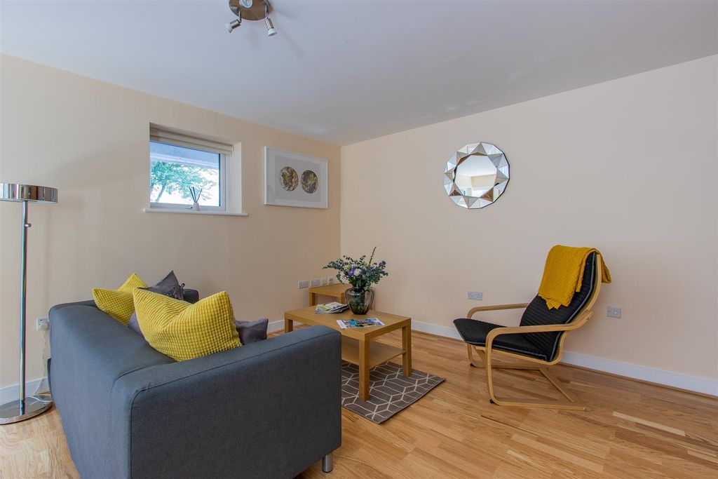 Property photo 2 of 8 Churchill Way Villas-4.Jpg