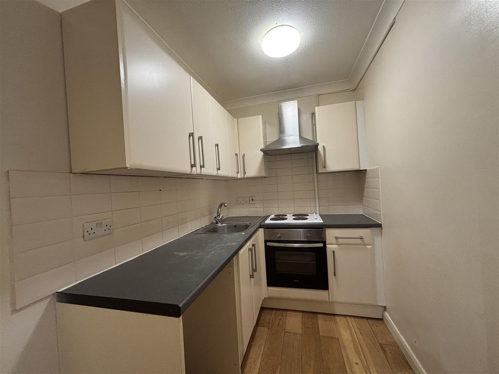 Property photo 3 of 11 Img_6043.Jpg