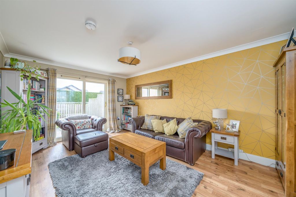 Property photo 3 of 18 9_Dundock Drive_Coldstream-03.Jpg