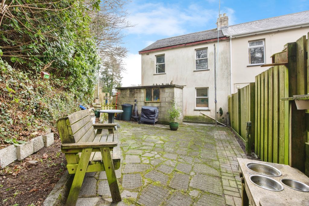 Property photo 2 of 16 Photography