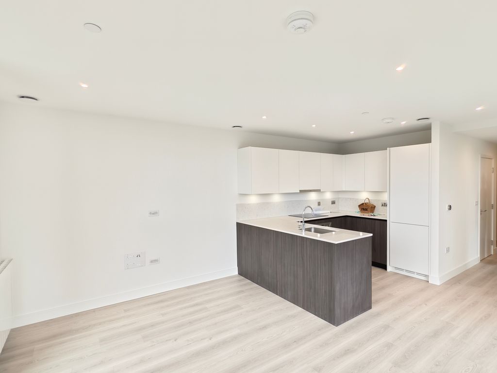 Property photo 1 of 33