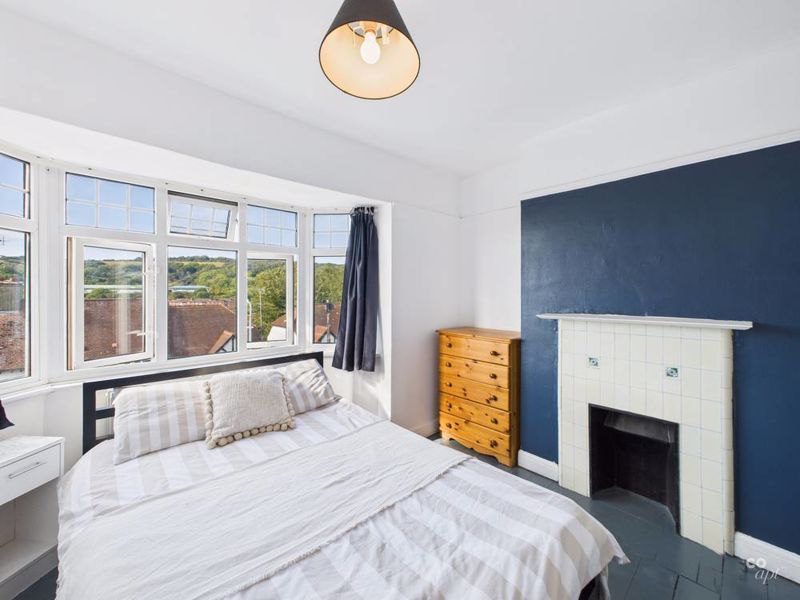 Property photo 3 of 9 Bedroom