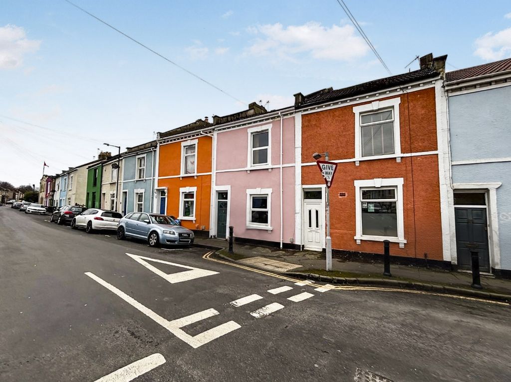 Property photo 1 of 24 Pbox-Img.Jpg