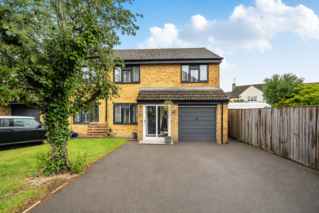 Property photo 1 of 16 Bardseynewfront
