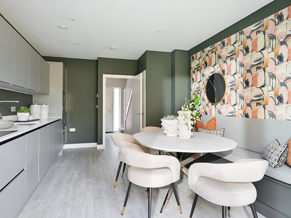 Property photo 3 of 13 Canalside Quarter, The Eliot, Kitchen