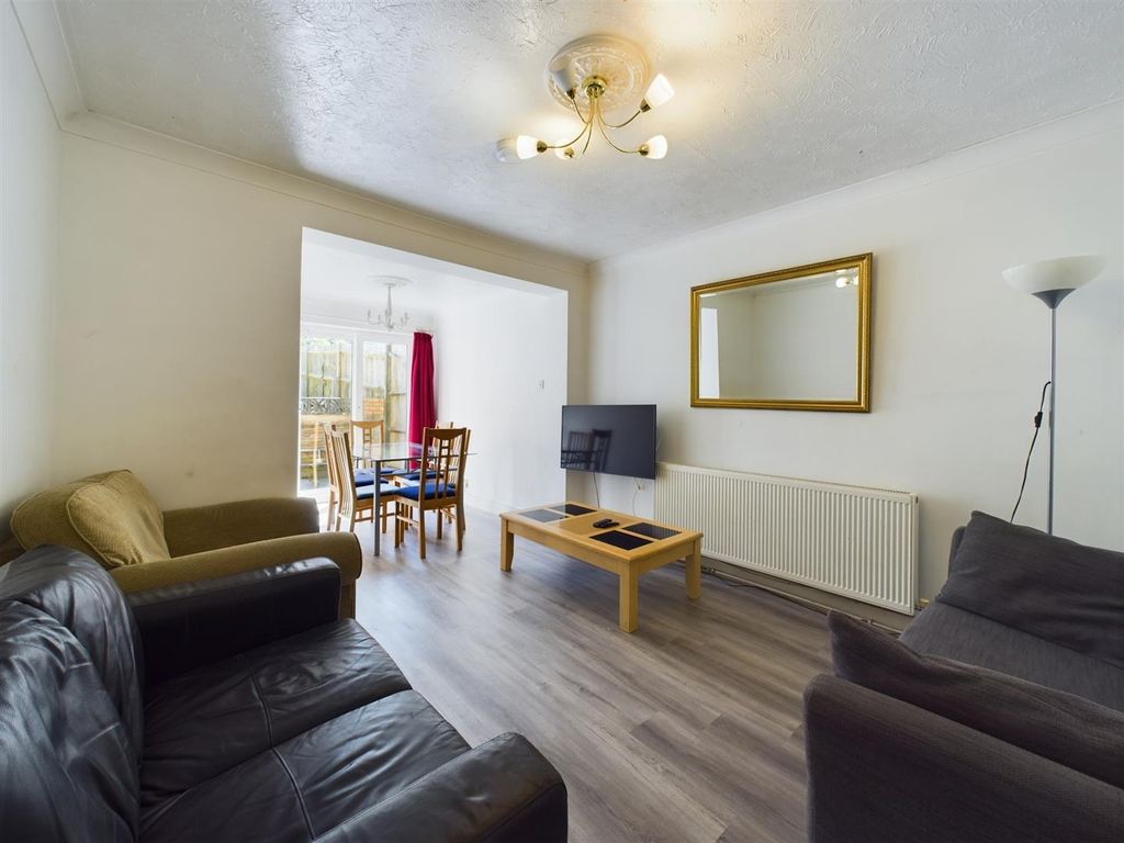 Property photo 2 of 13 Cam02534G0-Pr0076-Still001.Jpg