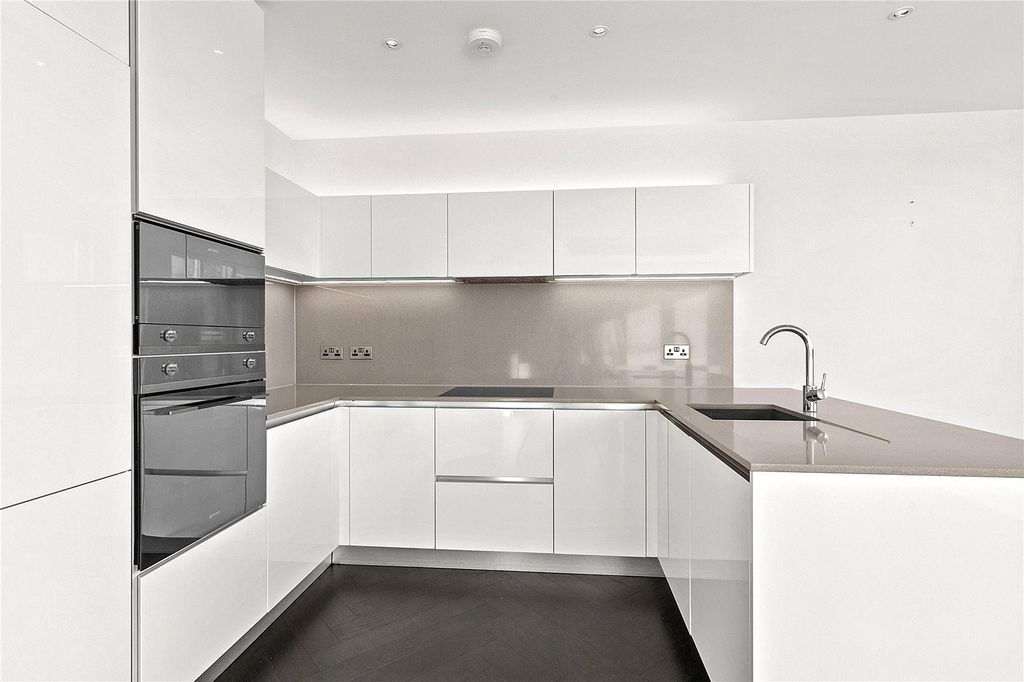 Property photo 3 of 13 Picture No. 06