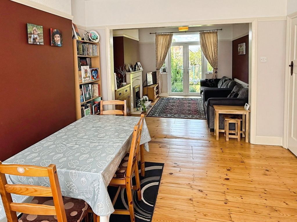 Property photo 3 of 23