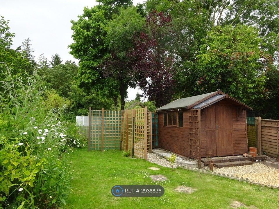 Property photo 3 of 13 Garden