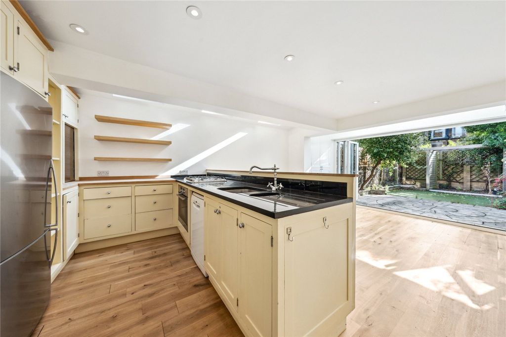 Property photo 1 of 16 Picture No. 45