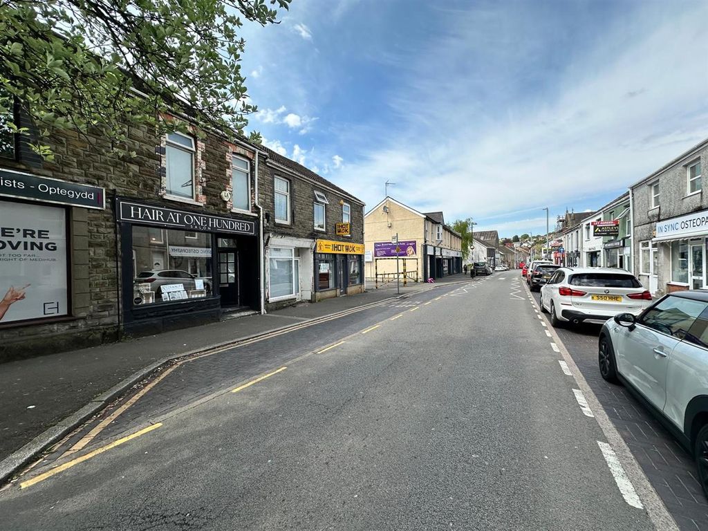 Property photo 2 of 12 Photo-2025-05-07-14-57-13 (5).Jpg