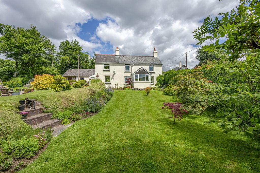 Property photo 1 of 30