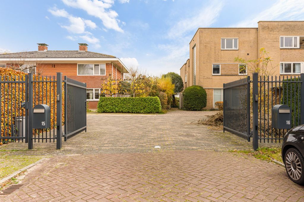 Property photo 3 of 56