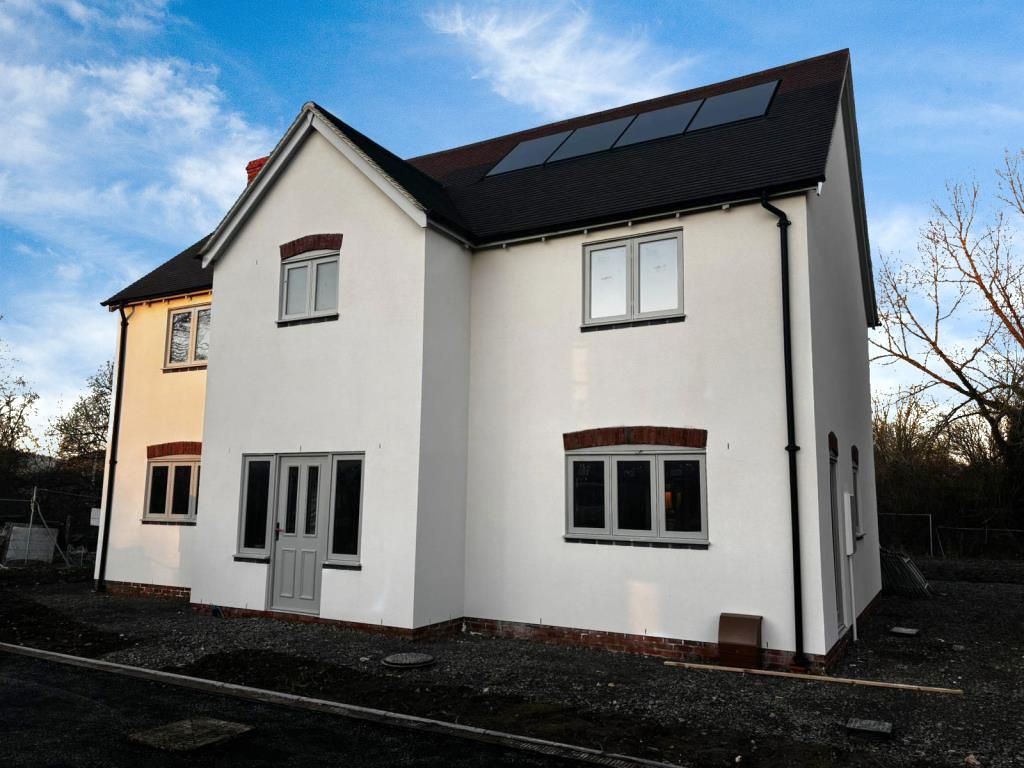 Property photo 3 of 6 External View