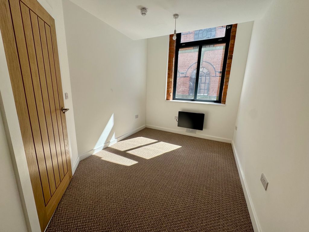 Property photo 3 of 5