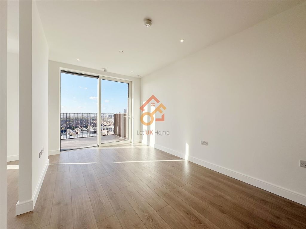 Property photo 2 of 37 ????_2025-11-19_114754_589.Jpg