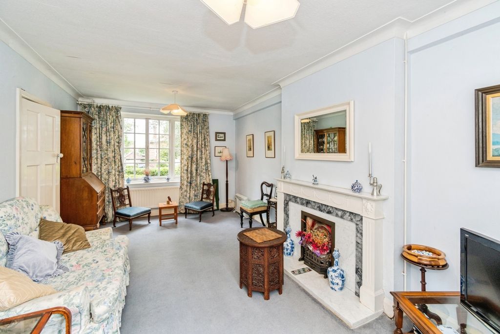 Property photo 2 of 16 Pbox-Img.Jpg