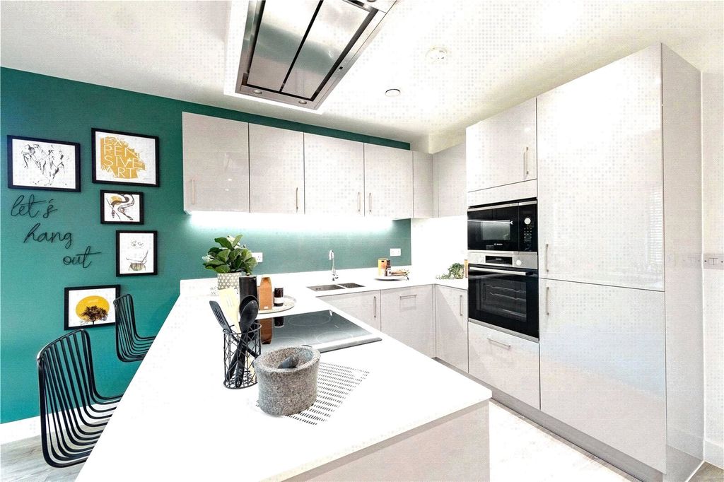 Property photo 2 of 10 Picture No. 14