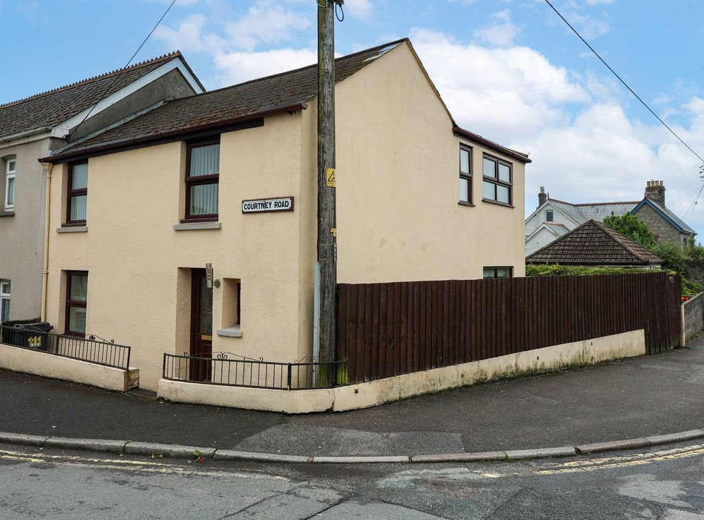 Property photo 1 of 10