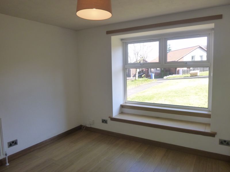 Property photo 3 of 13 Lounge Area