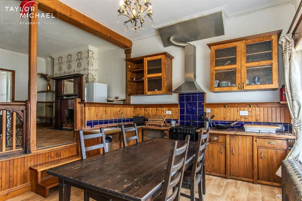 Property photo 1 of 23 Kitchen / Dining Room