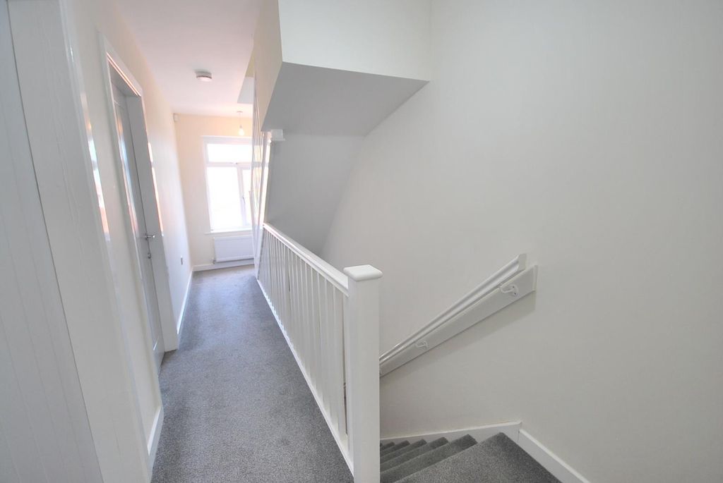 Property photo 3 of 11 7 St John Street, Pemberton, Wigan, Wn5 0DT