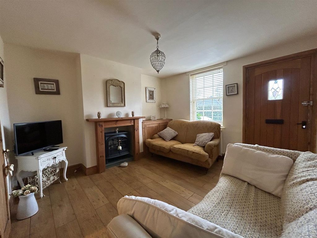 Property photo 2 of 11 5.Jpg