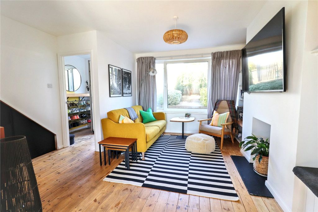 Property photo 2 of 12 Picture No. 07