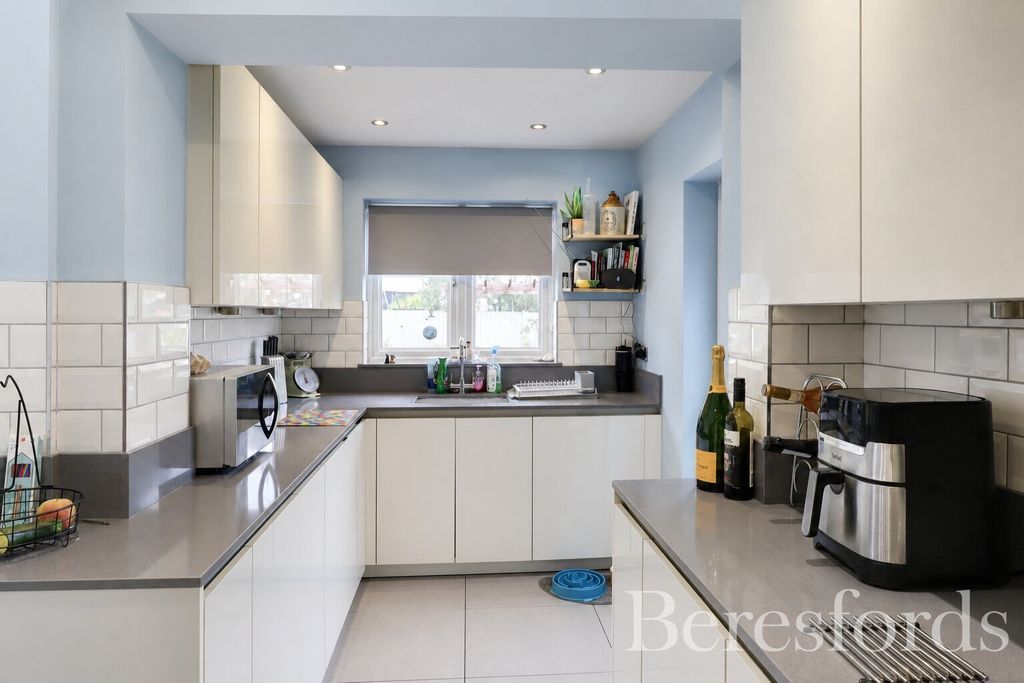 Property photo 3 of 24 Picture No. 24