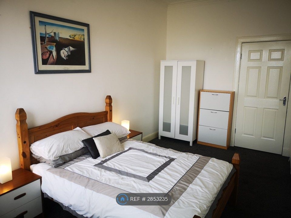 Property photo 3 of 19