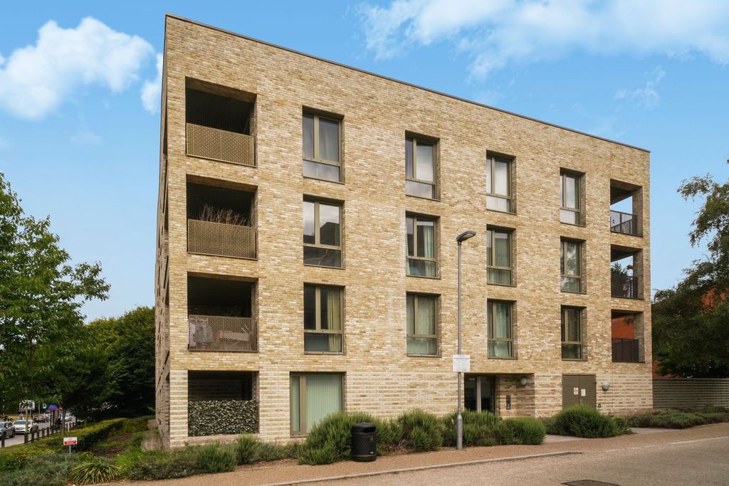 Property photo 1 of 10