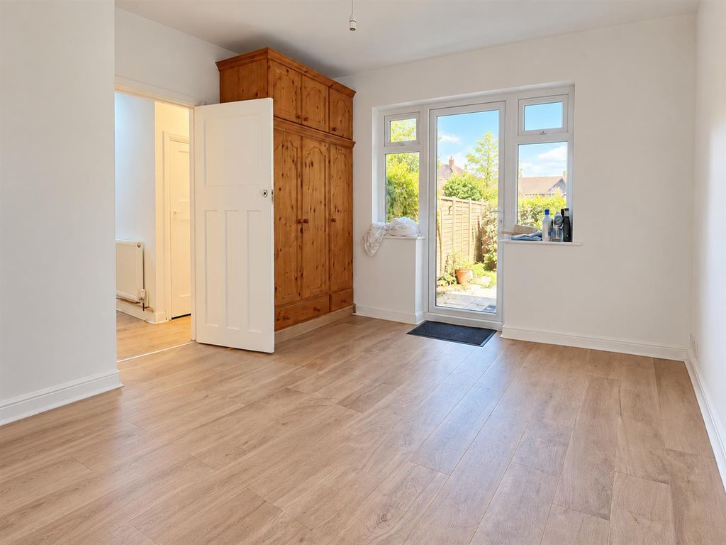 Property photo 1 of 14 18.Png