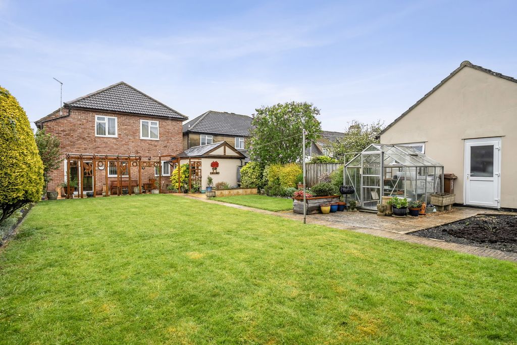 Property photo 1 of 22