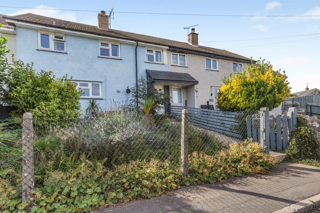 Property photo 1 of 24