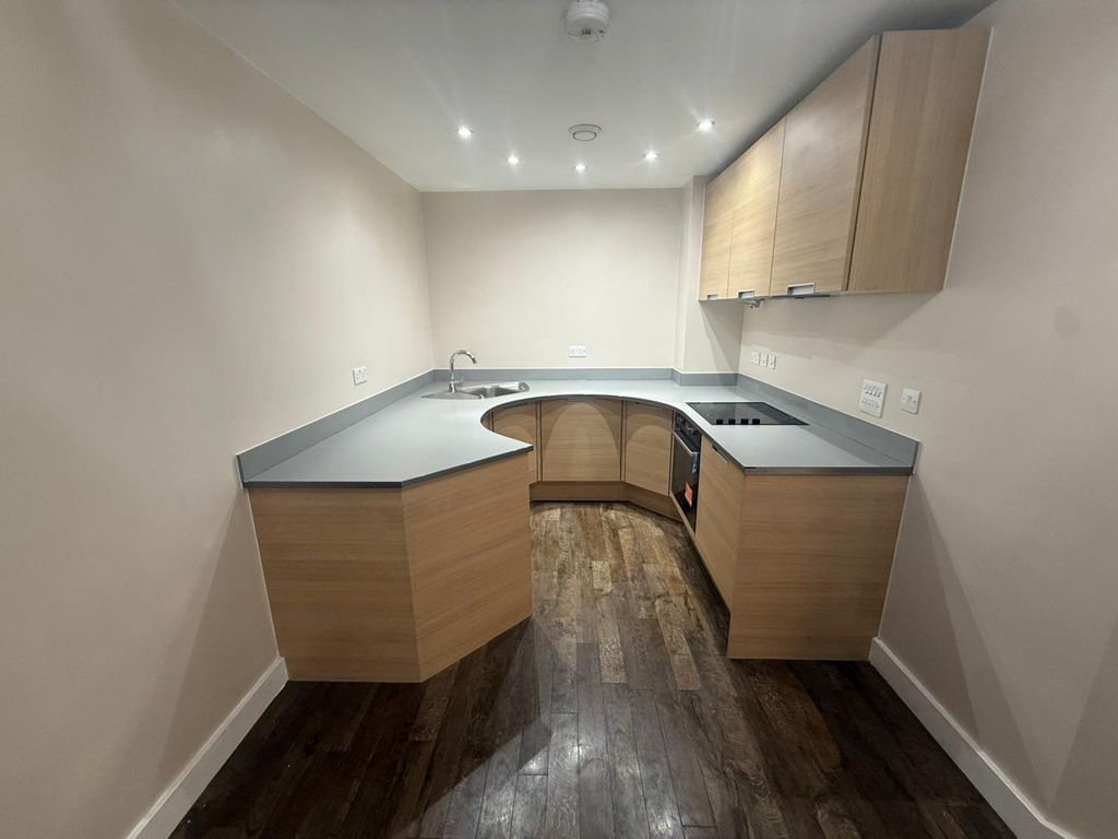 Property photo 3 of 14 Picture No. 15