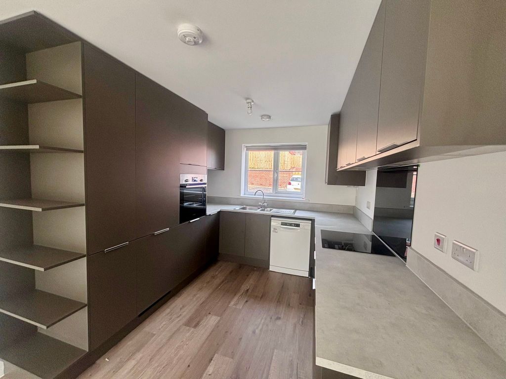 Property photo 3 of 10 98 Goodmoresjpg