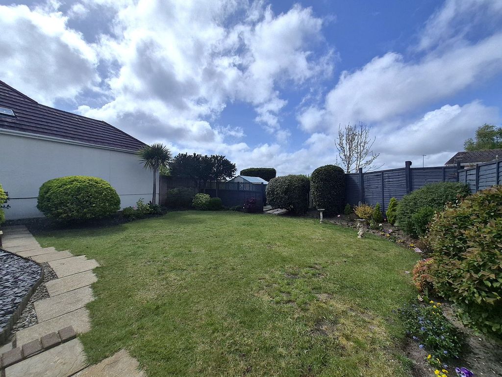 Property photo 2 of 26