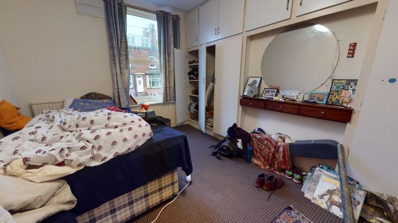 Property photo 3 of 5