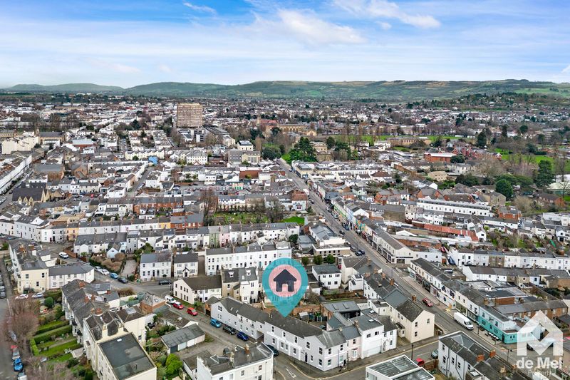 Property photo 2 of 10 Photo 2