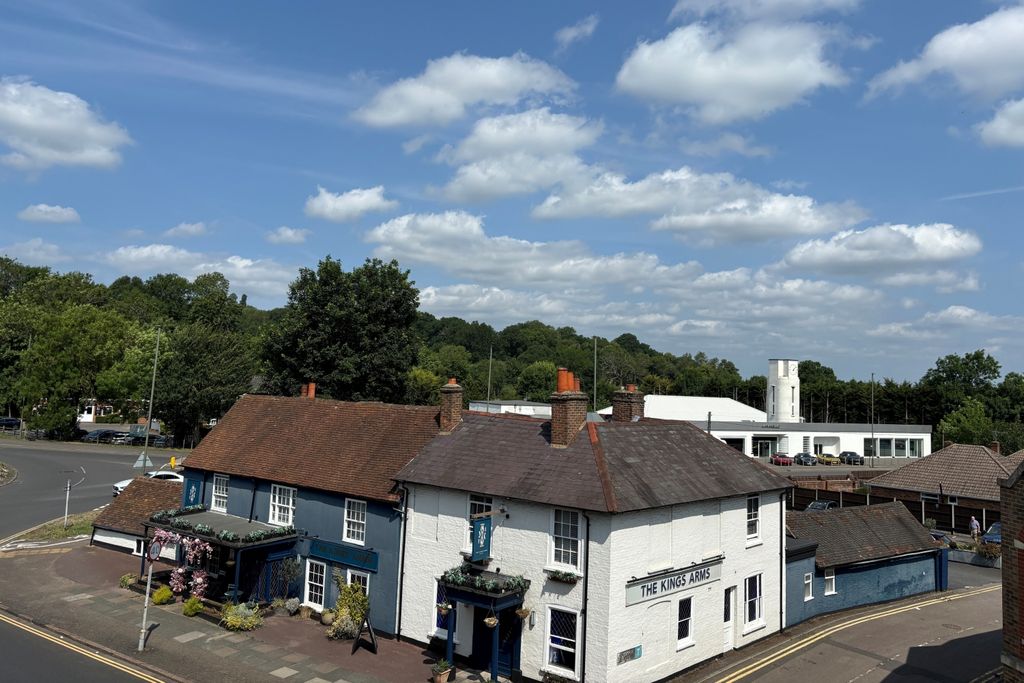 Property photo 2 of 14 Front View