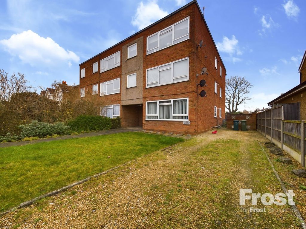 Property photo 1 of 9 Picture No. 08