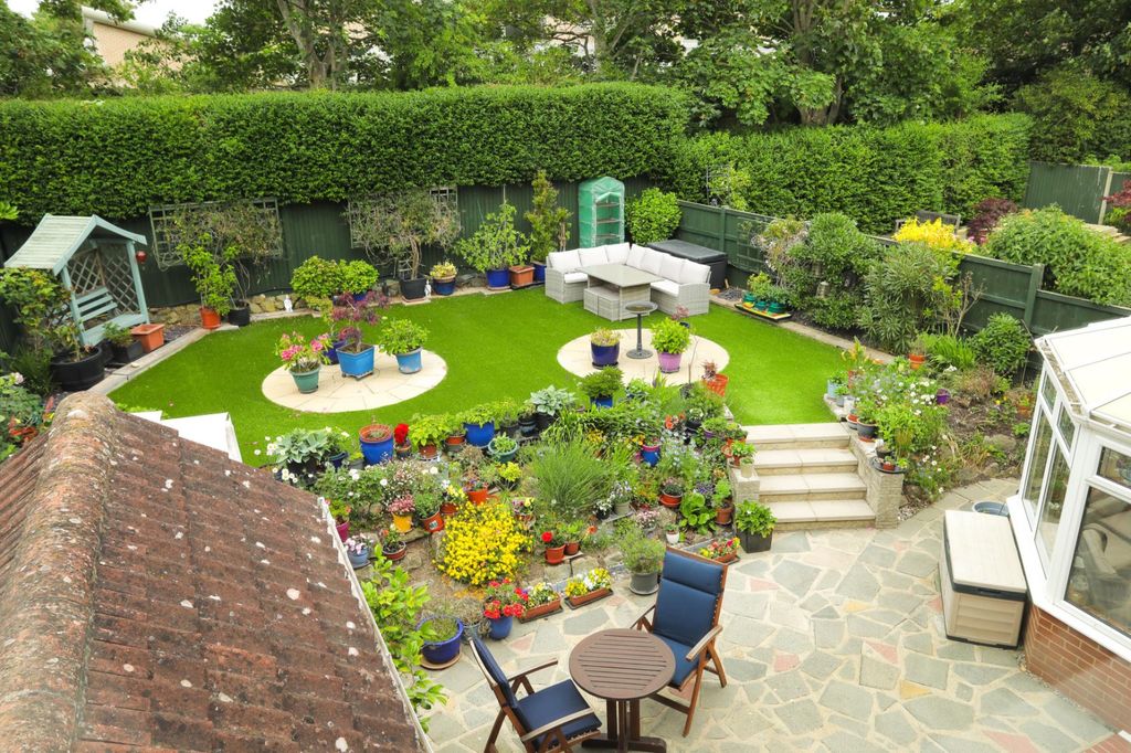 Property photo 3 of 20 Picture 3